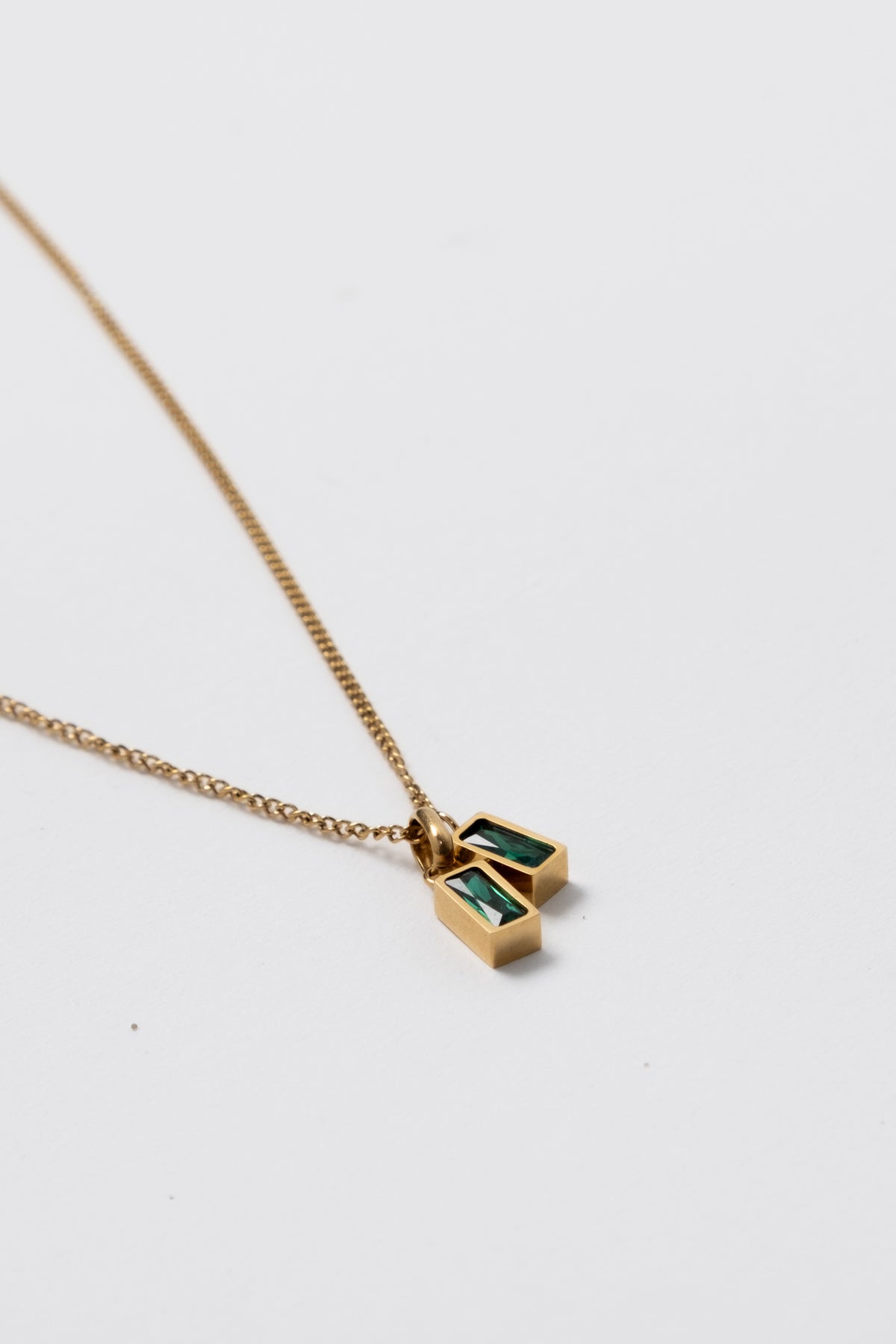 Double Emerald Dainty Chain