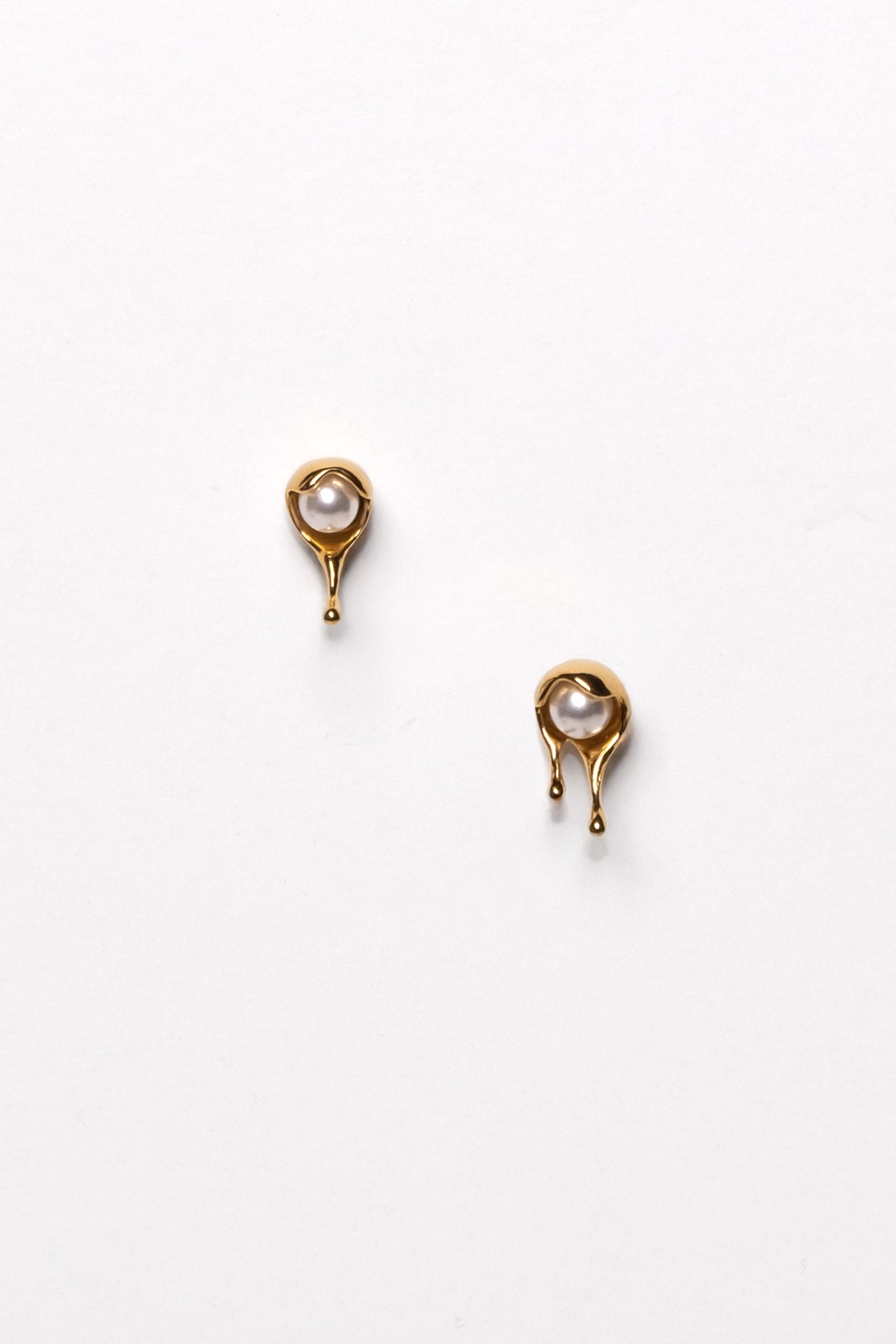 Drip Pearl Studs