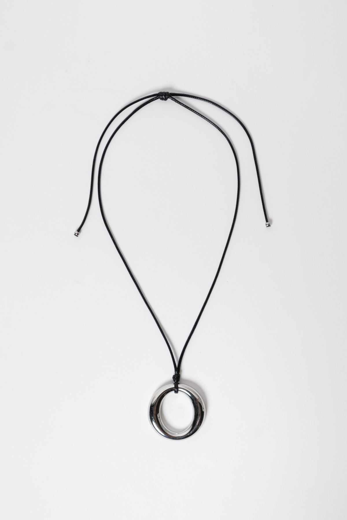 Full Circle 90's Cord Necklace