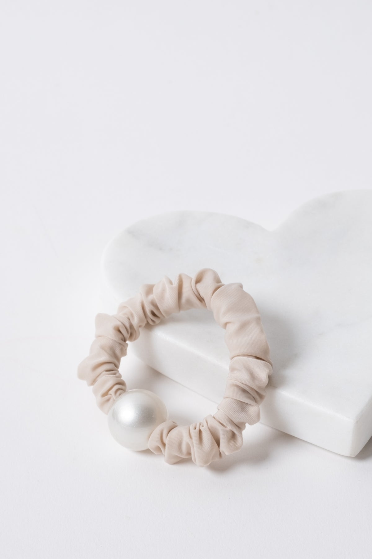 Pearl Scrunchie Set