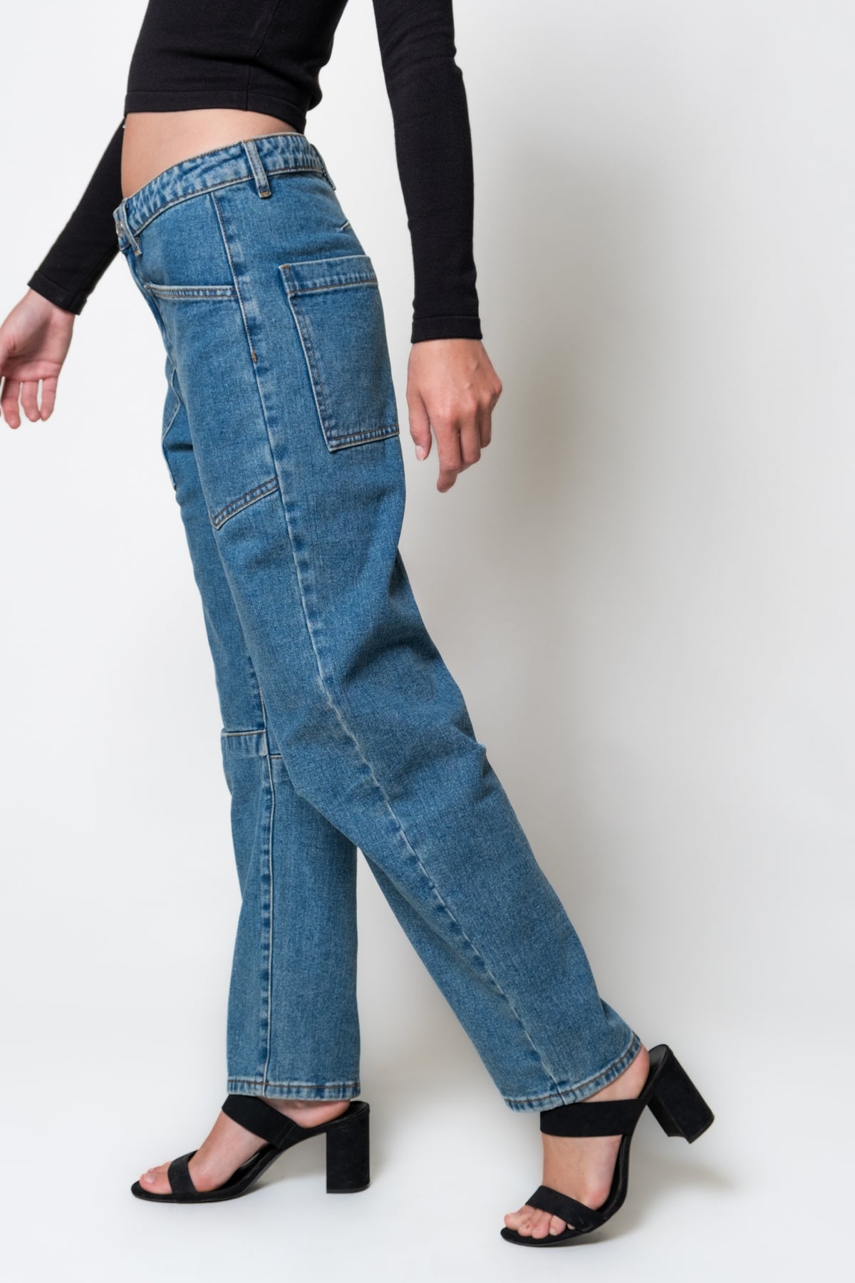 Steve Madden Haniel Barrel Leg Jeans