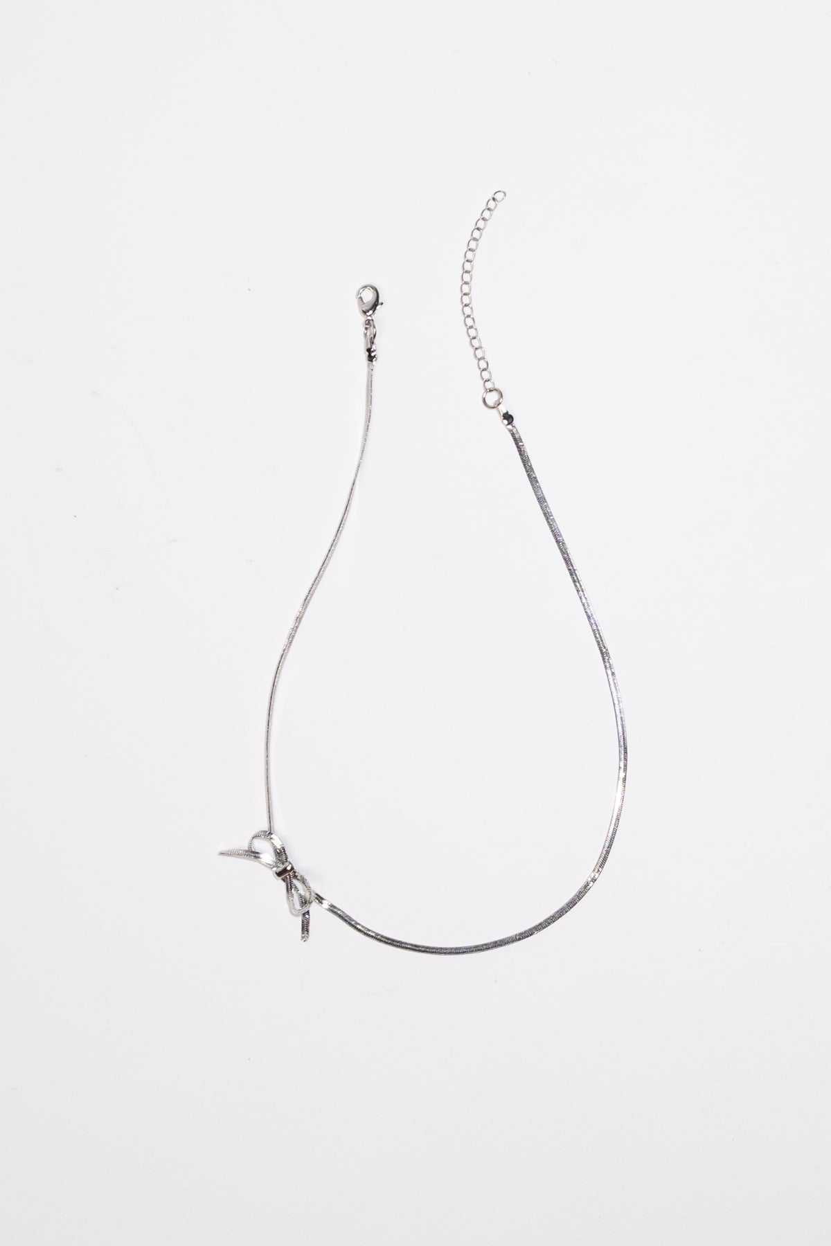 Bow Herringbone Chain Choker